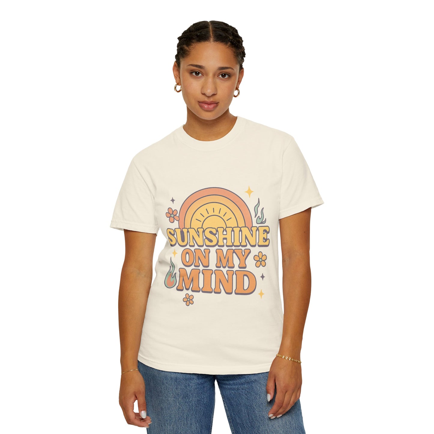 Sunshine Mind T-shirt, Unisex Vintage Tee, Perfect Gift for Summer, Relaxed Casual Wear, Gift for Friends