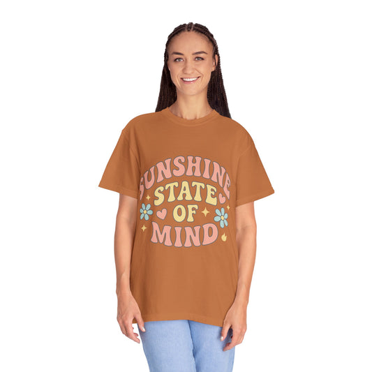 Sunshine State of Mind T-shirt, Summer Vibes Tee, Unisex Casual Wear, Gift for Friends, Retro Inspired Shirt
